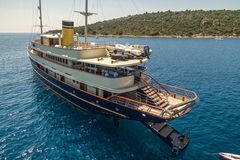 50m Lux-Cruiser with 19 Cabins! - фото 2