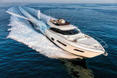 Ferretti Yachts 550 - fotka 7