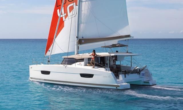 Fountaine Pajot Lucia 40 N