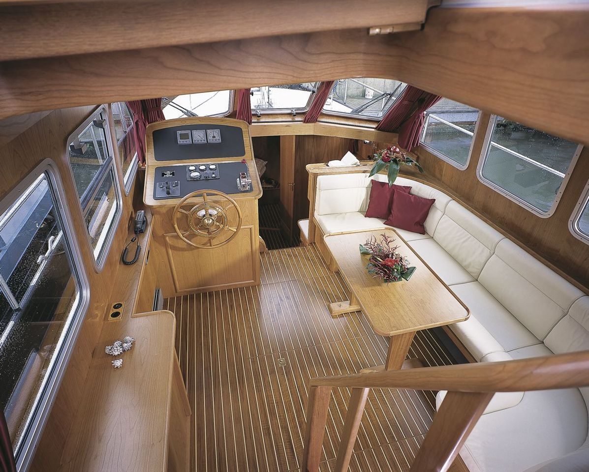 Linssen Grand Sturdy 380AC - picture 2