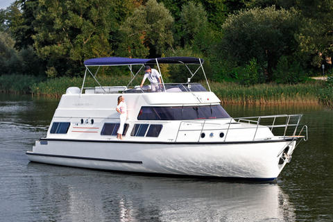Locaboat Europa 700