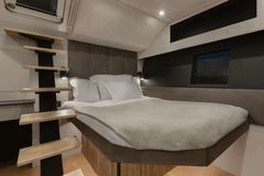 Moon Yacht 58 - picture 10