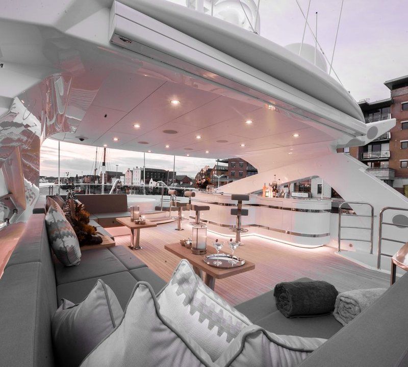 Sunseeker 131 Luxury Yacht - resim 2