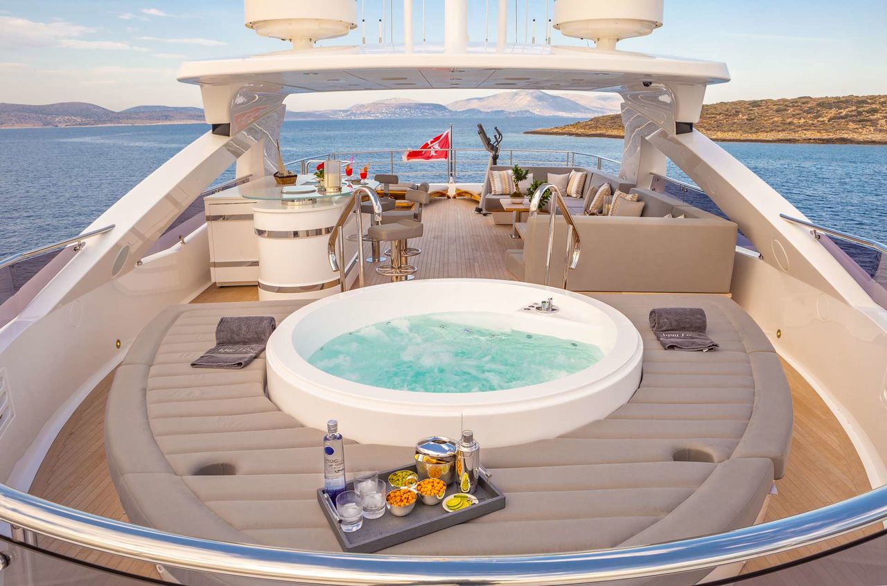 Sunseeker 131 Luxury Yacht - imagen 3