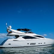 Sunseeker 82 with Fly! - resim 1