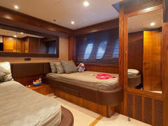 Sunseeker Yacht 86 - picture 8
